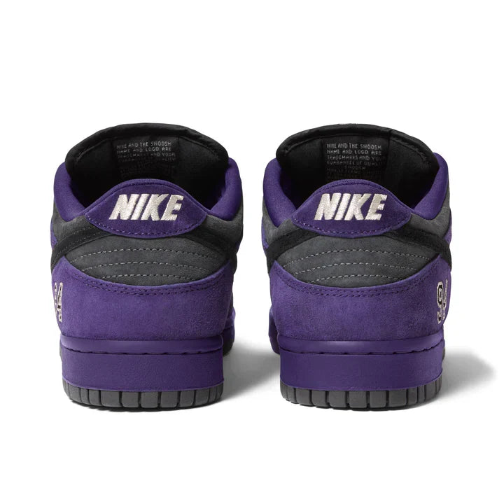 Supreme x Nike SB Dunk Low 'Ink Black'