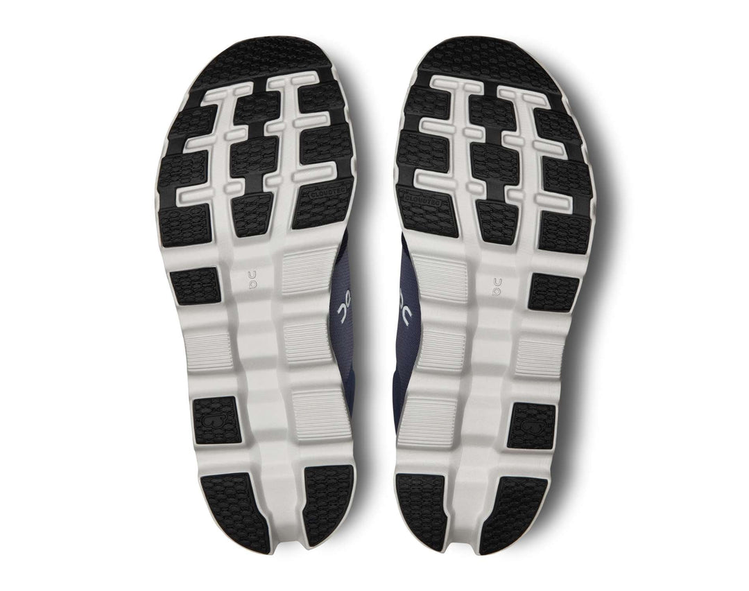 On Cloudstratus 3 Mens Running Shoes
