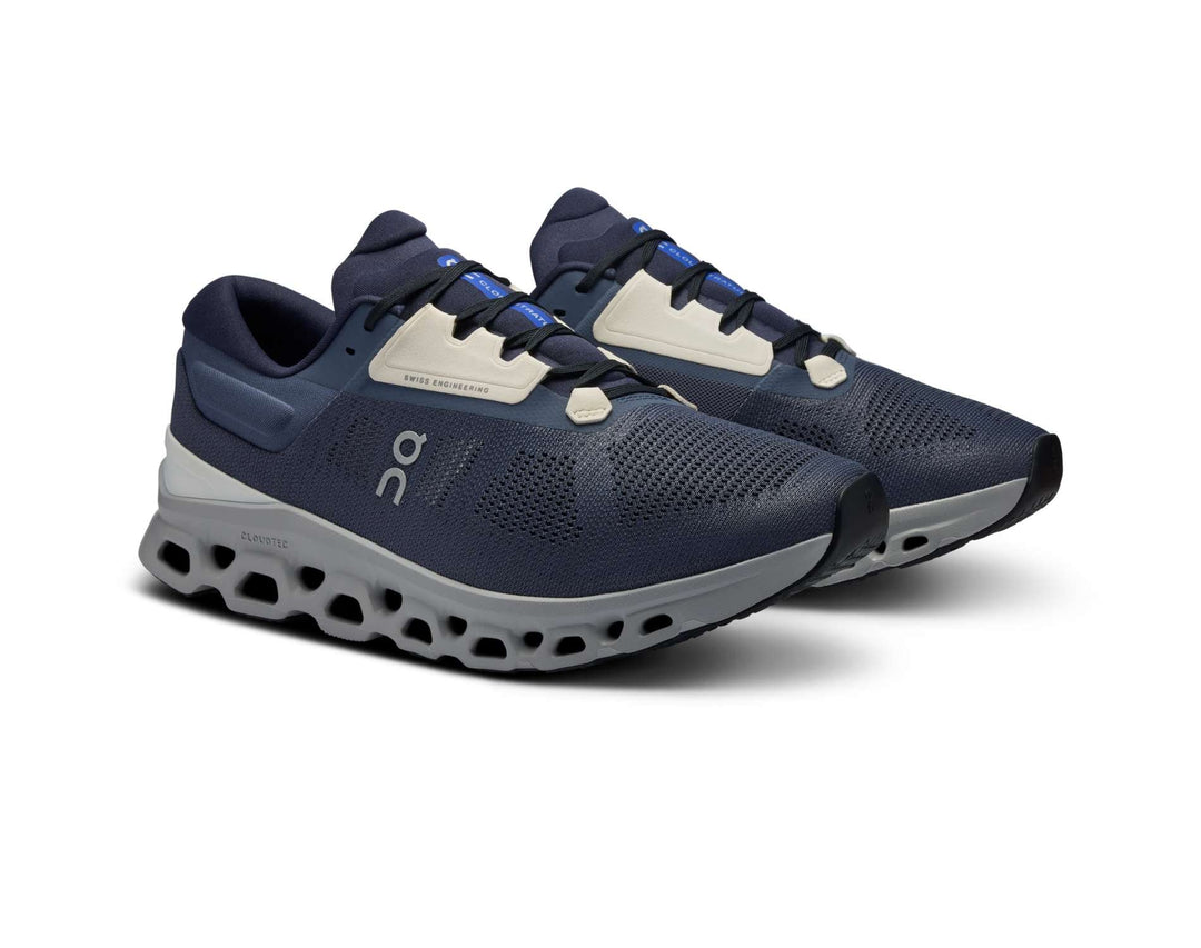 On Cloudstratus 3 Mens Running Shoes